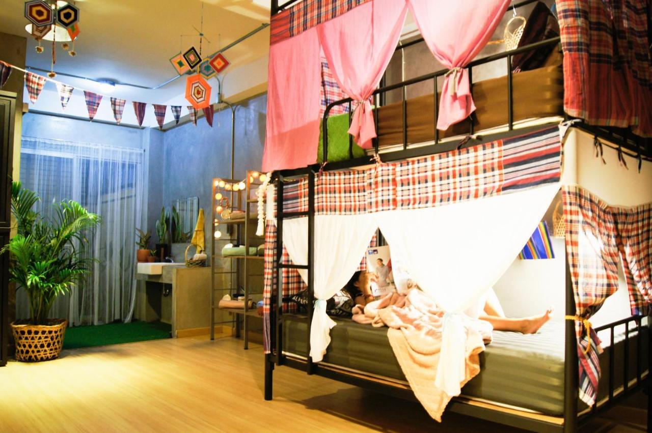 Albergue Five Stars Ratchada 19 Bangkok Exterior foto